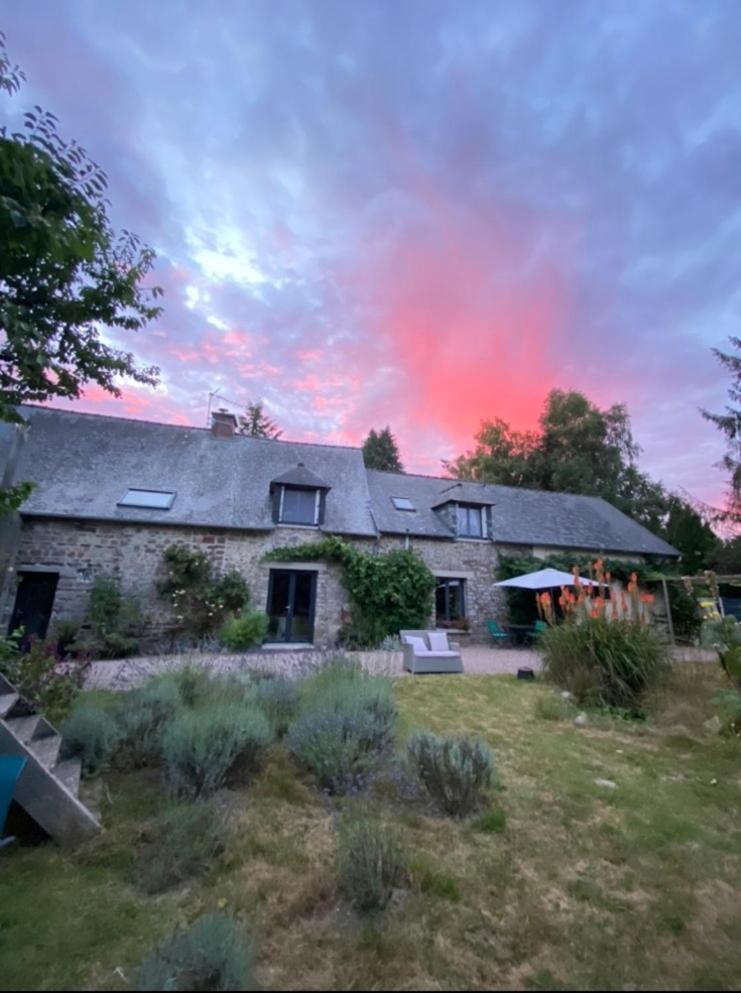 Bed and Breakfast L'Hôtié de Brocéliande Paimpont Esterno foto