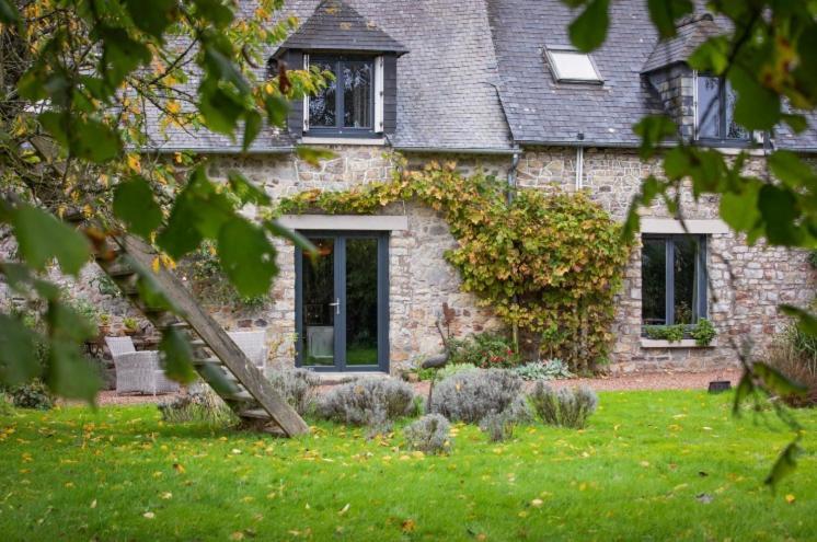 Bed and Breakfast L'Hôtié de Brocéliande Paimpont Esterno foto